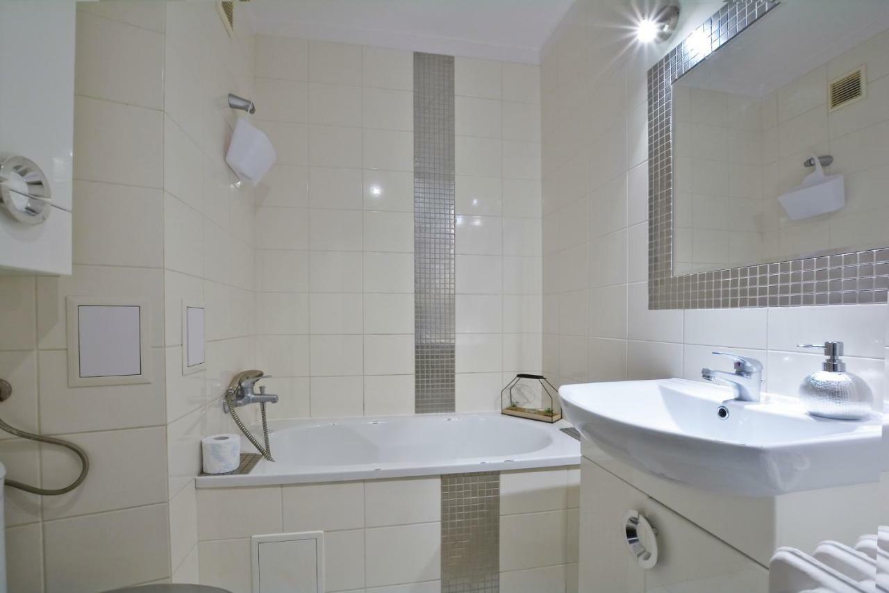 Apartament Dzien Dobry Walbrzych Exterior photo